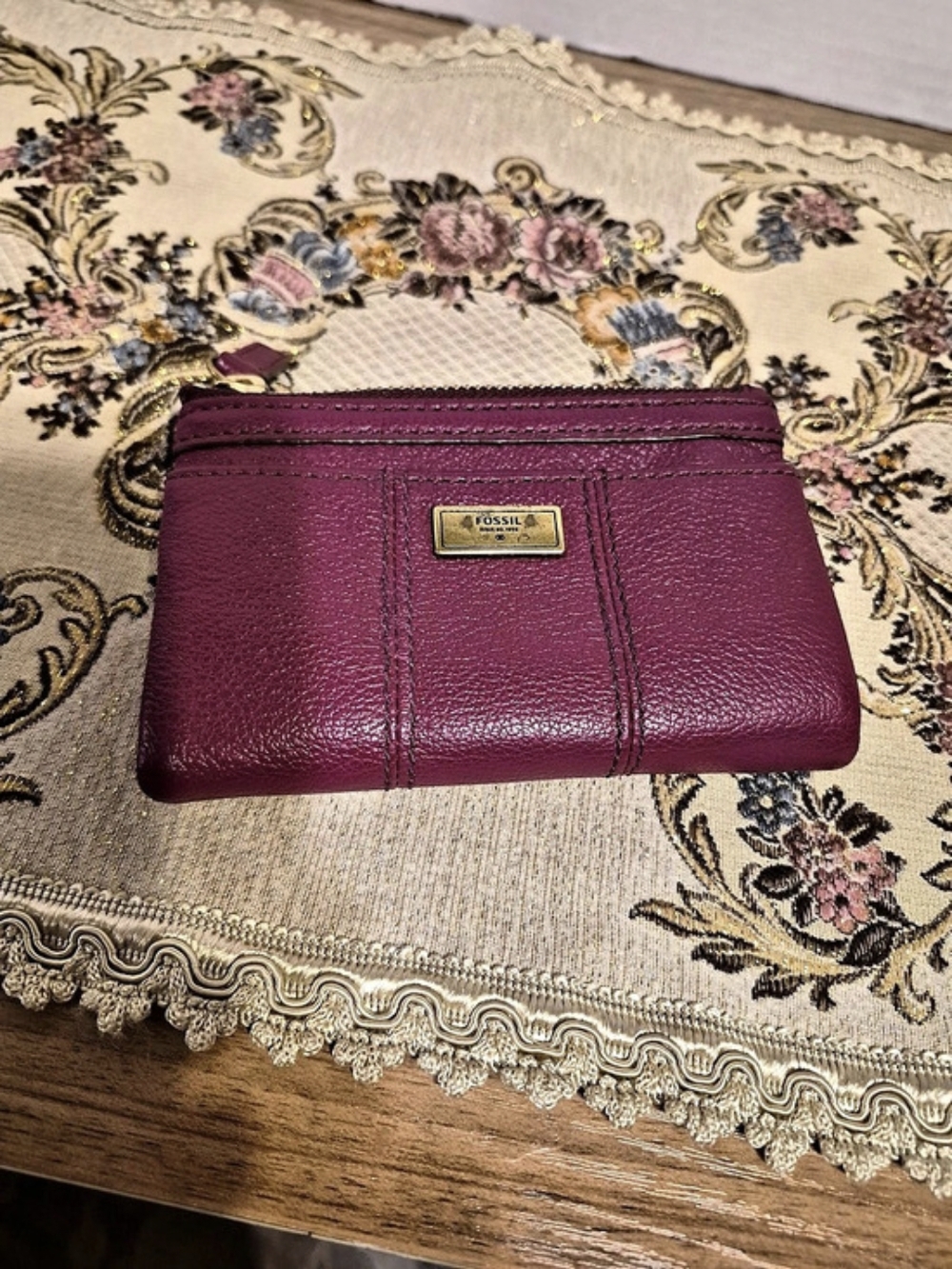 Fossil Logan Small Bifold Wallet in Pink
